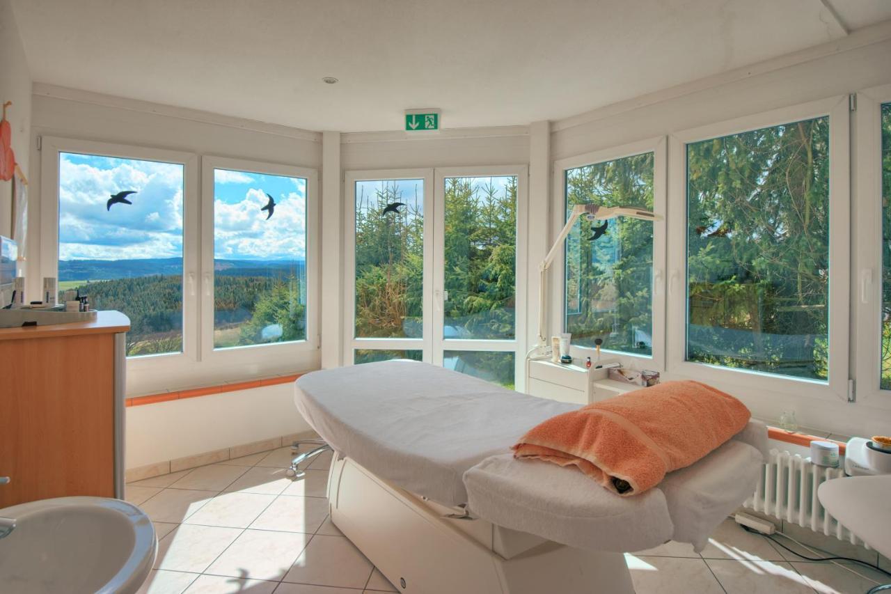 Jufa Hotel Schwarzwald Lenzkirch Dış mekan fotoğraf